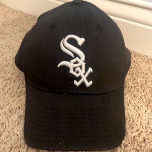 SOX one size fits all fitted hat